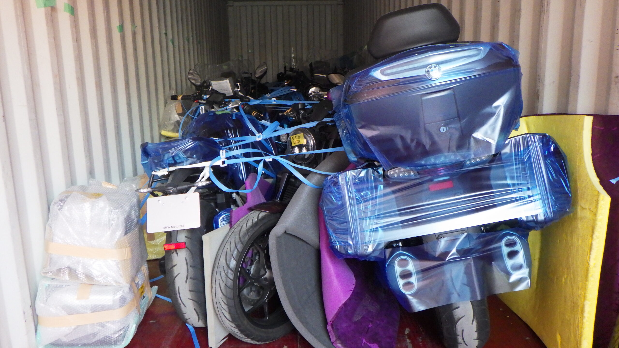 Shipping Example: 40ft Container on its way to South East Asia